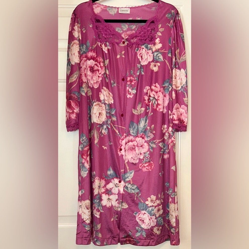 Lorraine Vintage Lace Floral Nightgown XL Purple Button Up Grannycore Duster
